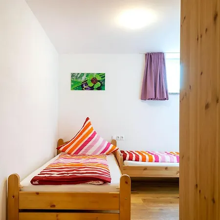 Apartman Alpen-hostel - Talstation Mit Motorradvermietung *