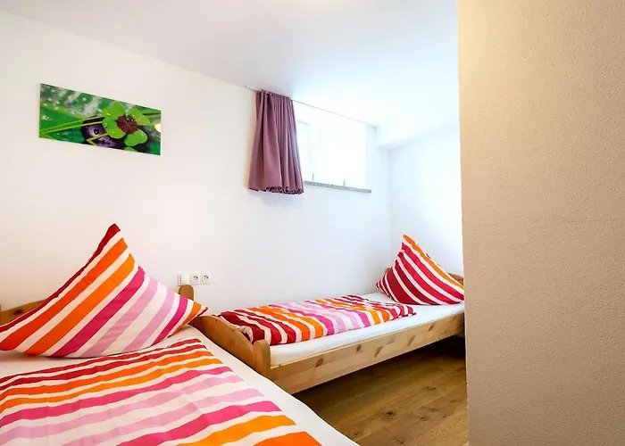 Alpen-hostel - Talstation Mit Motorradvermietung 公寓 *