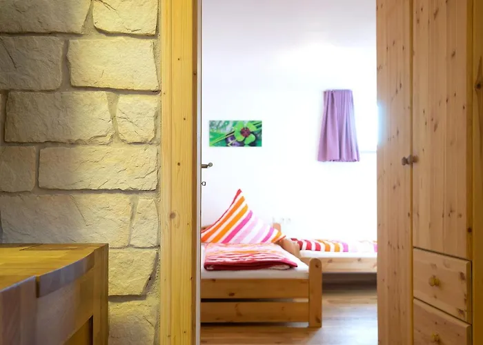 Alpen-hostel - Talstation Mit Motorradvermietung 公寓 *