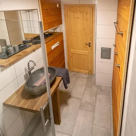 Alpen-hostel - Talstation Mit Motorradvermietung Apartment Memmingen