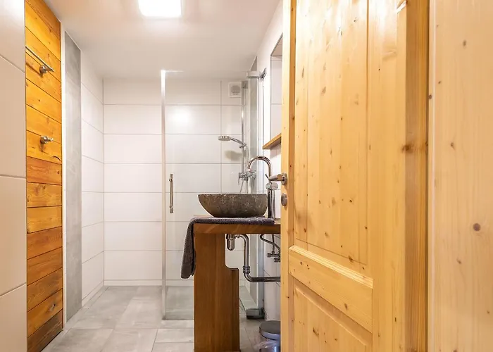 Alpen-hostel - Talstation Mit Motorradvermietung Memmingen