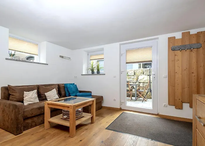 Alpen-hostel - Talstation Mit Motorradvermietung Apartamento Memmingen
